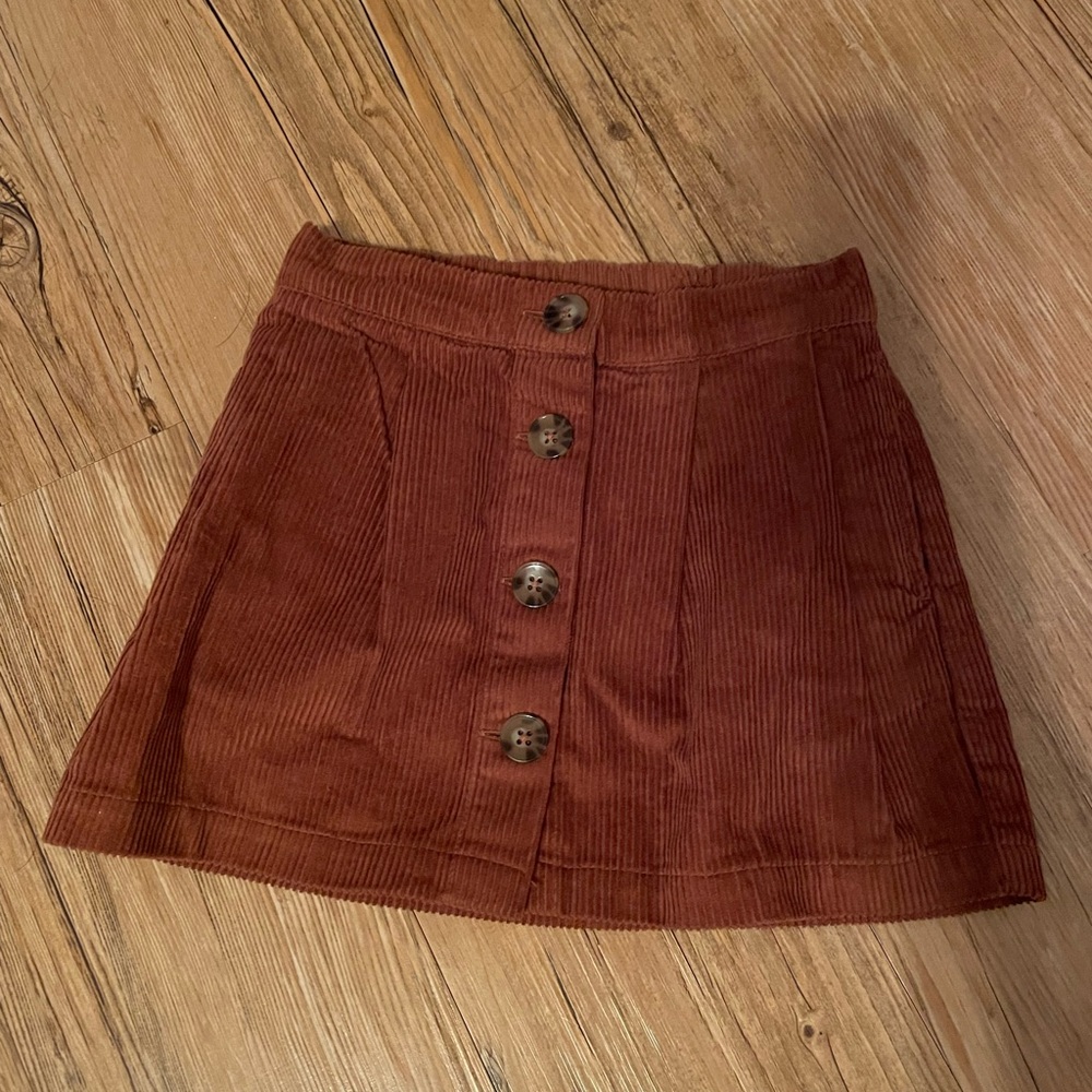 Girls xs Gap corduroy skirt with elastic waist and button front